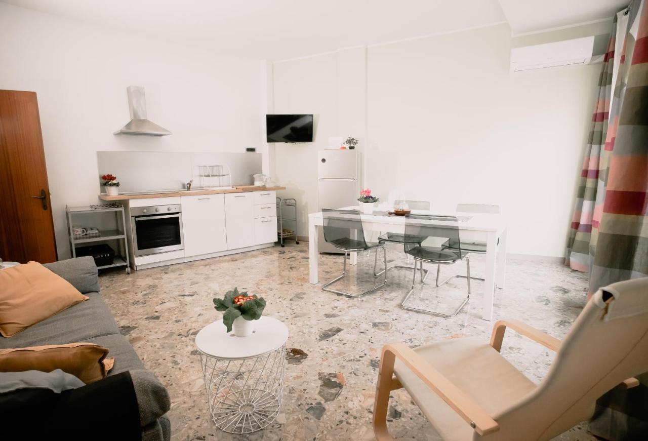 Bed and Breakfast La Casa Di Adua Порто-Сант'Эльпидио Экстерьер фото